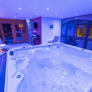 Alpazur Val Cenis Hotel